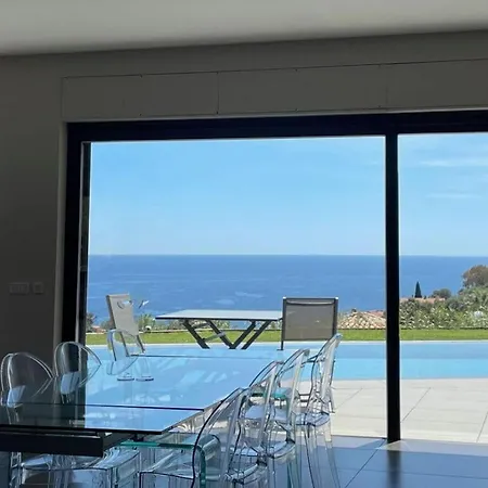 Villa & Comfortable