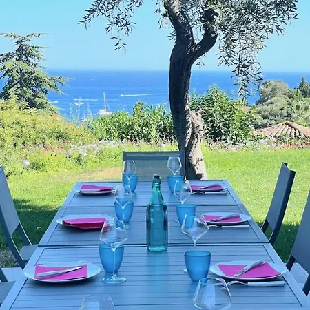 & Comfortable Villa Saint-Raphaël